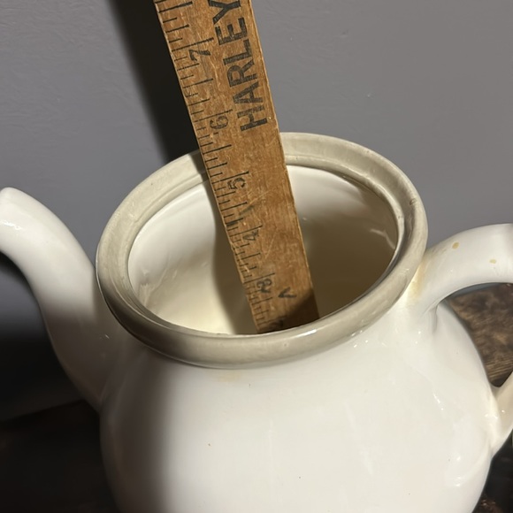 Vintage pottery ceramic teapot - Picture 3 of 11